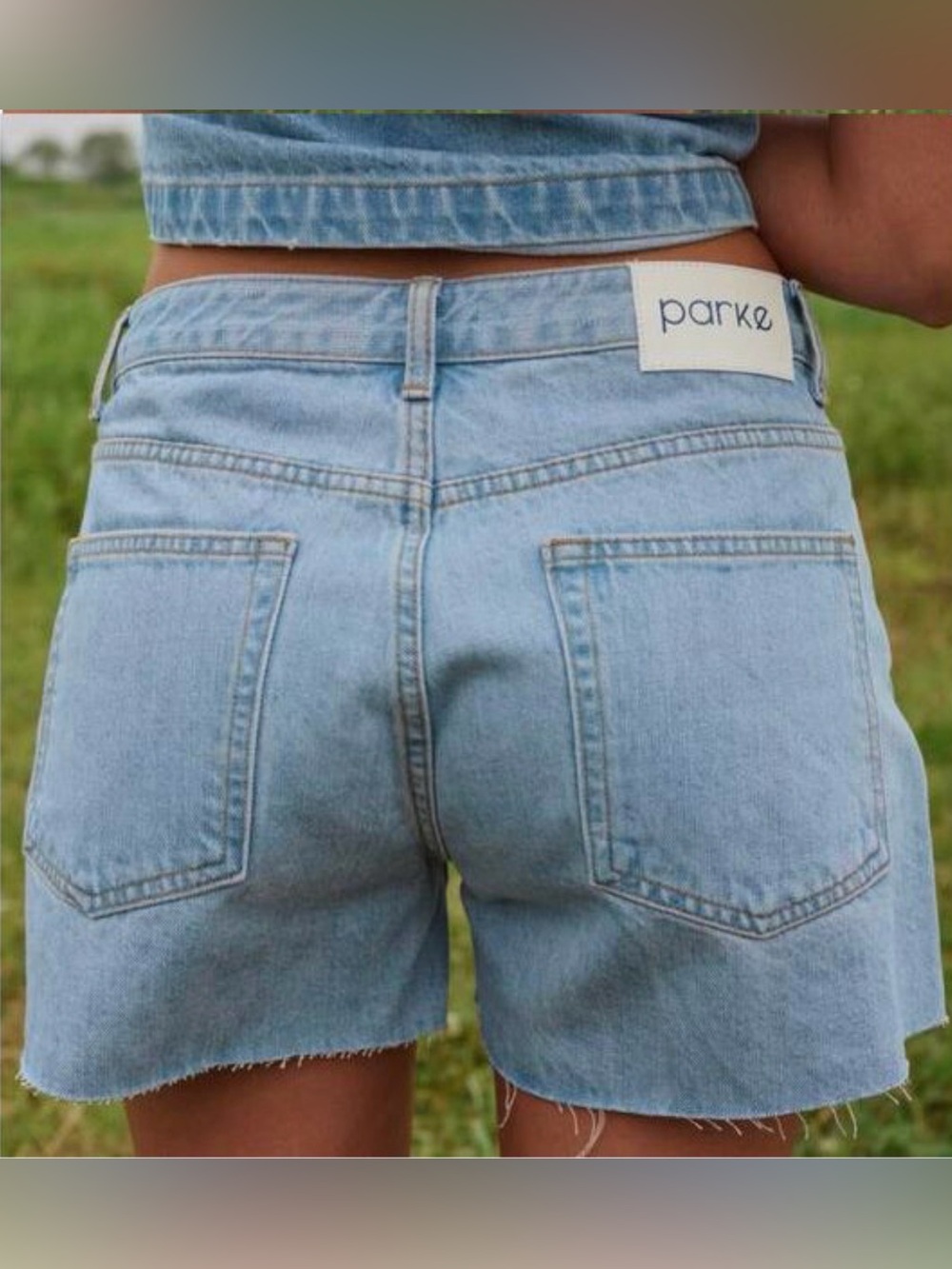 NEW Parke Light Wash Denim Baggy Boho Cut Off Raw Hem 3.5” Inseam Jean Shorts 29